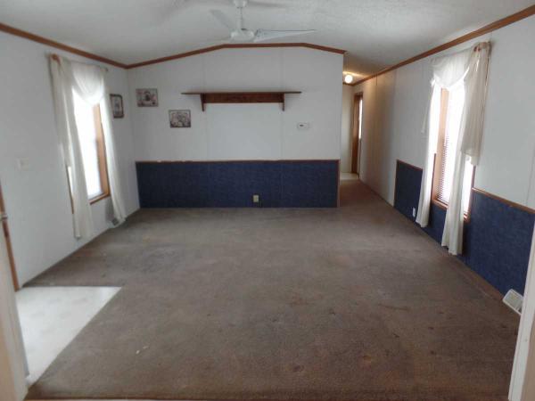 Tela Valley Mobile Home Park 17487 Willow GroveBrownstown, MI 48174