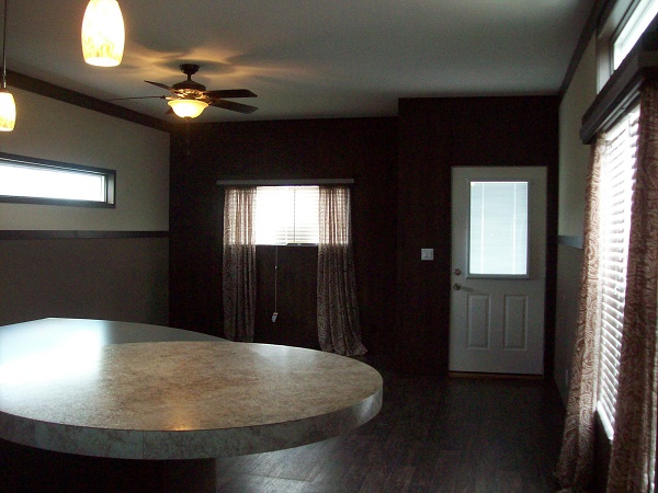 Huron Estates 28049 Charlemagne, #X25Romulus, MI 48174