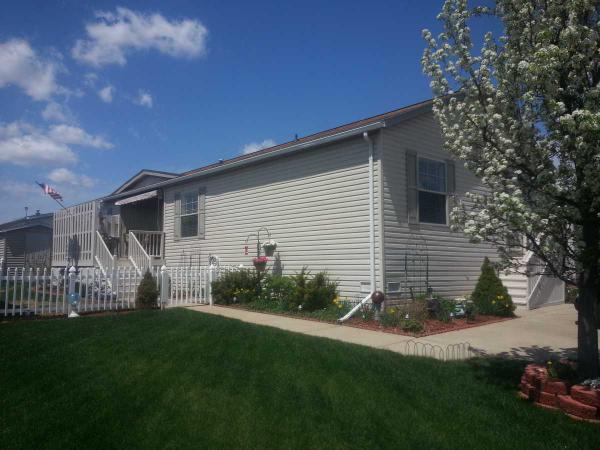 River Ridge 28 RidgewaySaline, MI 48176