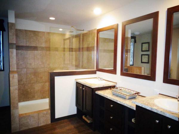 Woodland Ridge 11183 Juniper Ridge CtSouth Lyon, MI 48178