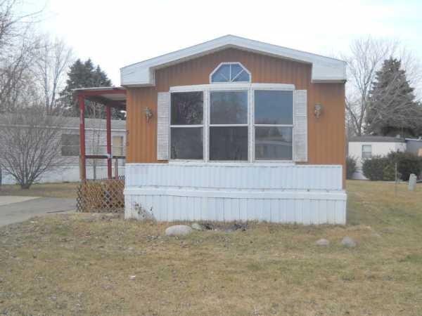 South Lyon Woods 510 LanierSouth Lyon, MI 48178