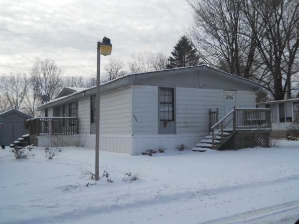 South Lyon Woods 226 LongfellowSouth Lyon, MI 48178