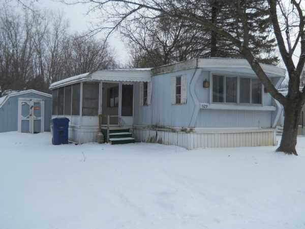 South Lyon Woods 529 LanierSouth Lyon, MI 48178
