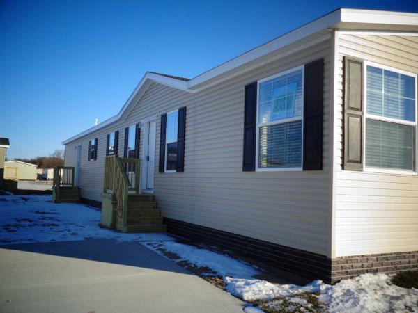 Woodland Ridge 11197 Dogwood CourtSouth Lyon, MI 48178