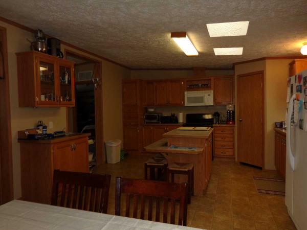 Woodland Ridge 11967Woodland Ridge Cir.South Lyon, MI 48178