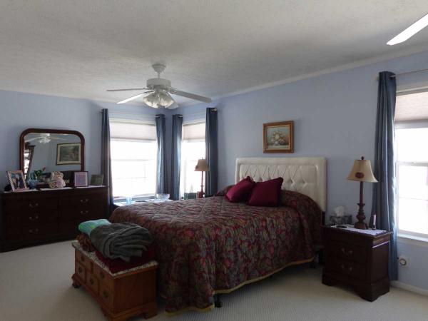 Woodland Ridge 11186 Chestnut Hill Ct.South Lyon, MI 48178