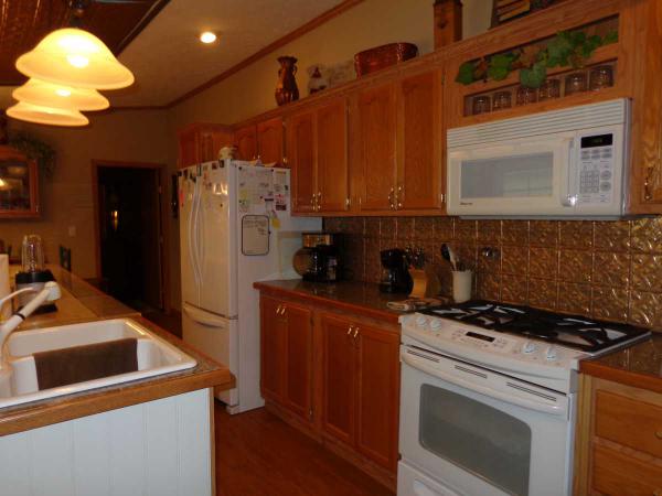 Woodland Ridge 11089 StoneyRiver Ct.South Lyon, MI 48178