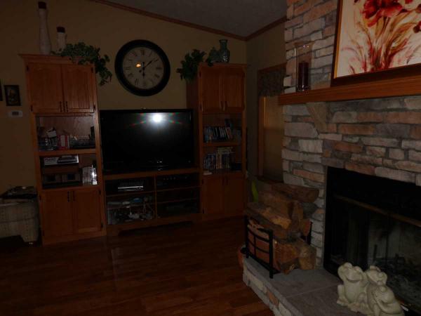 Woodland Ridge 11089 StoneyRiver Ct.South Lyon, MI 48178