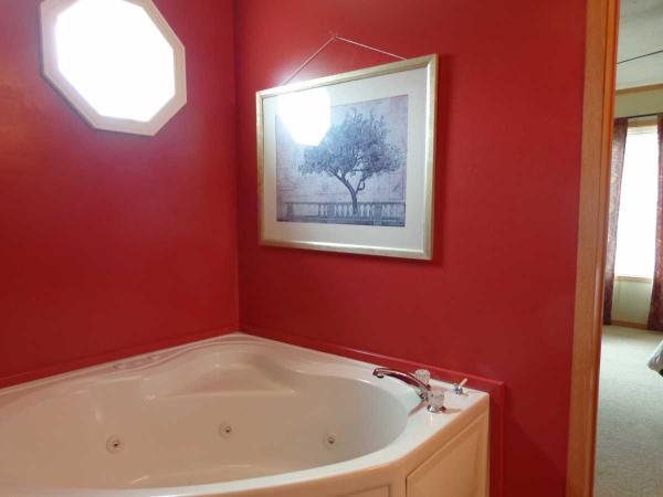 Woodland Ridge 11759 Village Pines Ct.South Lyon, MI 48178