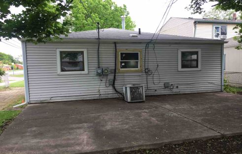 8004 Pine StTaylor, MI, 48180Wayne County