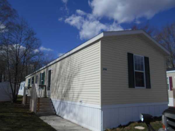 College Park Estates 51074 Mott Rd. Lot #206Canton, MI 48188