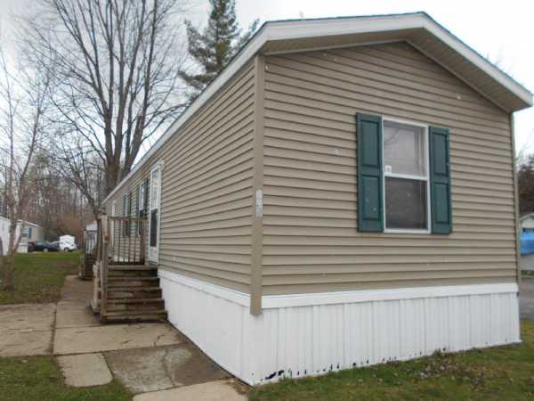 College Park Estates 51074 Mott Rd. Lot #158Canton, MI 48188