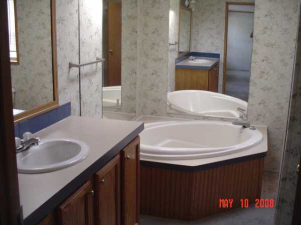Whittaker Oaks 404 Laurel Oak LaneWhittaker, MI 48190