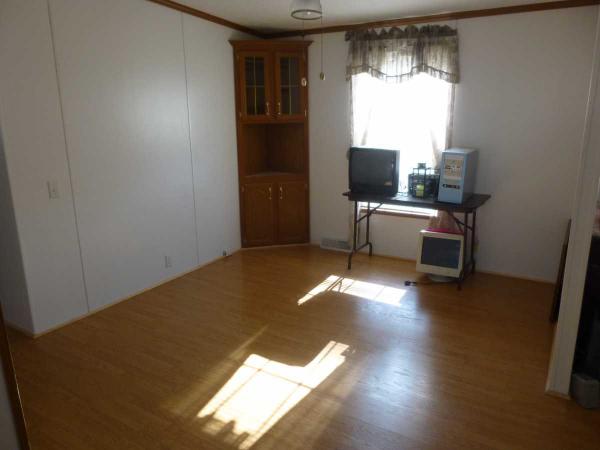 Augusta Woods 8123 N. MorleyWillis, MI 48191
