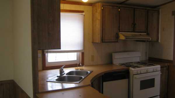 Lakeview 9829 Geraldine Street Site #238Ypsilanti, MI 48197