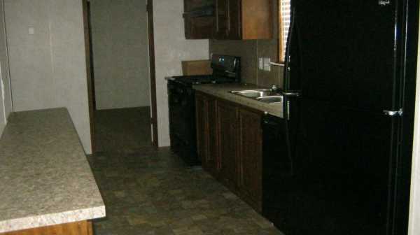 Lakeview 6195 Robert Circle Site #280Ypsilanti, MI 48197