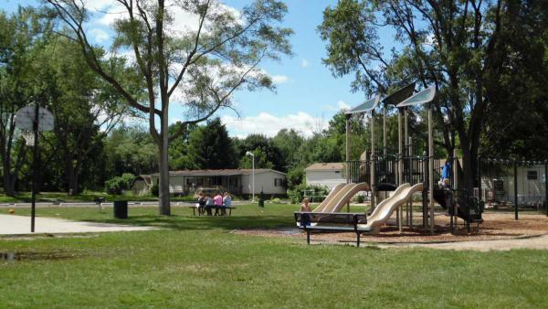Timberland Mobile Home Park 3375 E michigan Ave #258Ypsilanti, MI 48198