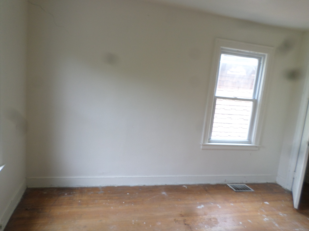 15850 Littlefield StDetroit, MI, 48227Wayne County