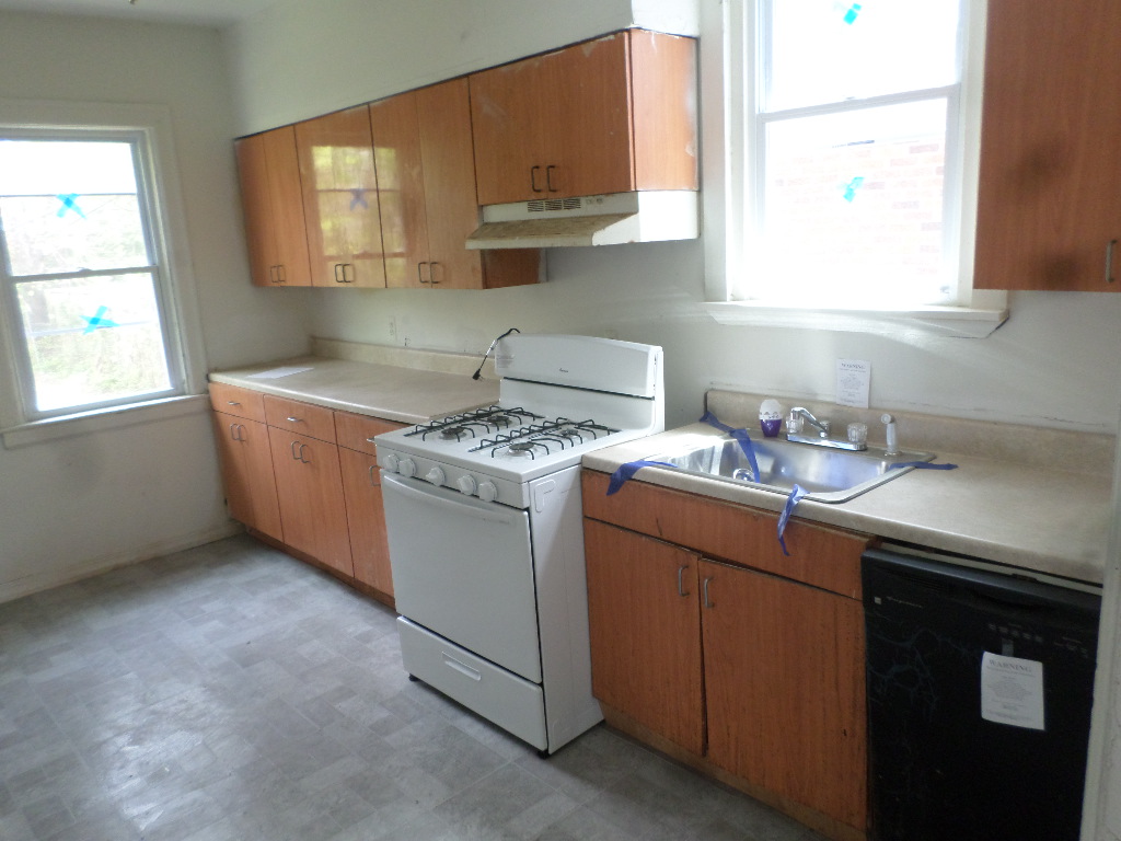 15850 Littlefield StDetroit, MI, 48227Wayne County