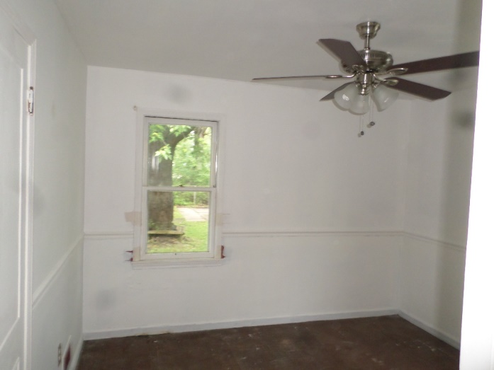 7486 LongacreDetroit, MI, 48228Wayne County