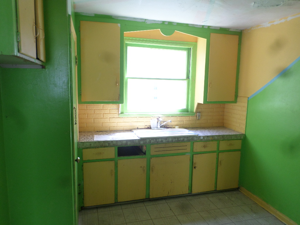 8426 Pierson StreetDetroit, MI, 48228Wayne County