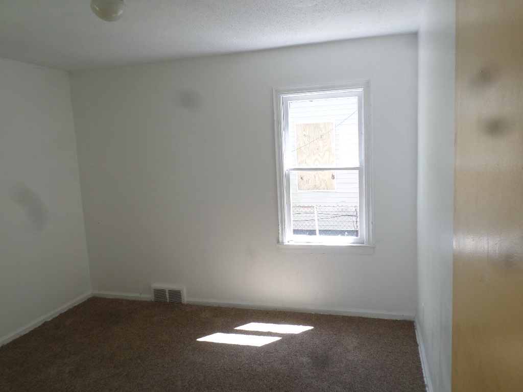 8426 Pierson StreetDetroit, MI, 48228Wayne County