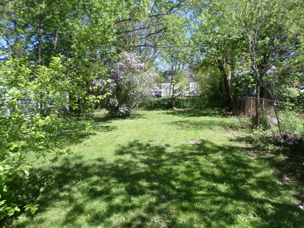 8426 Pierson StreetDetroit, MI, 48228Wayne County