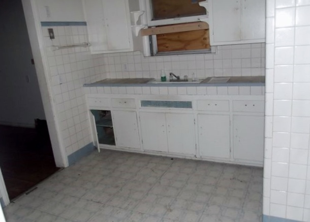20205 Klinger StDetroit, MI, 48234Wayne County