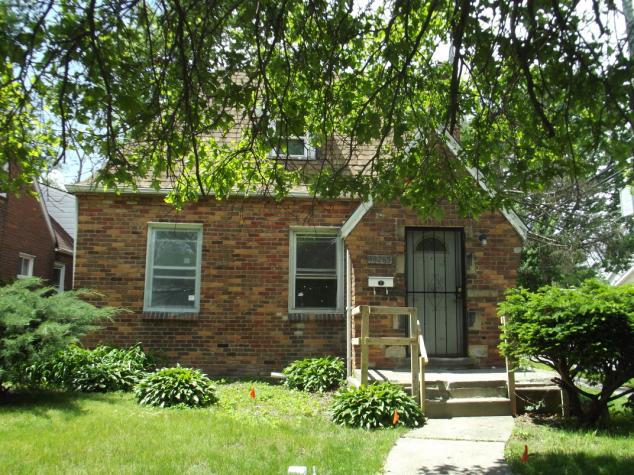 16265 ArdmoreDetroit, MI, 48235Wayne County