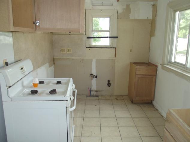 16265 ArdmoreDetroit, MI, 48235Wayne County