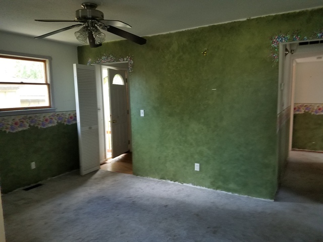 18879 DenbyRedford, MI, 48240Wayne County