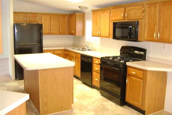 Rochester Estates 293 MarquetteRochester Hills, MI 48307