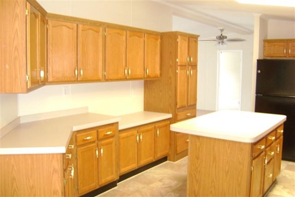 Rochester Estates 293 MarquetteRochester Hills, MI 48307