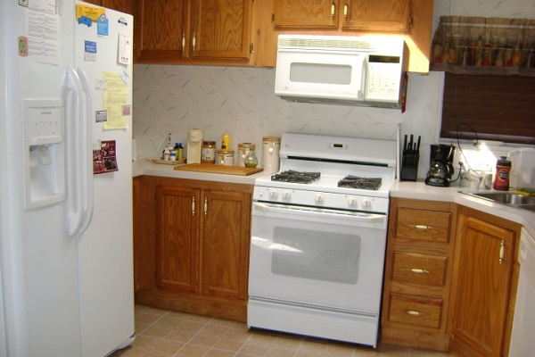 Rochester Estates 624 LaffertyRochester Hills, MI 48307