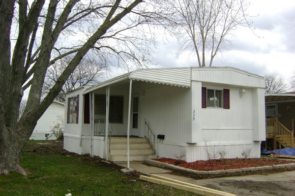 Rochester Estates 339 MarquetteRochester Hills, MI 48307