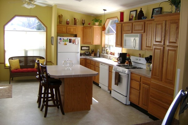 Rochester Estates 684 Lafferty Ct.Rochester Hills, MI 48307