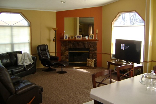 Rochester Estates 684 Lafferty Ct.Rochester Hills, MI 48307