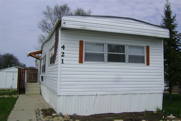 Rochester Estates 421 FauteuxRochester Hills, MI 48307