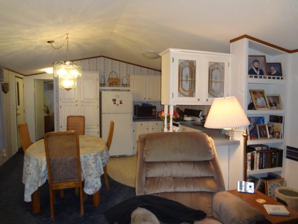 Avon on the Lake415 FlamingoRochester Hills, MI 48309