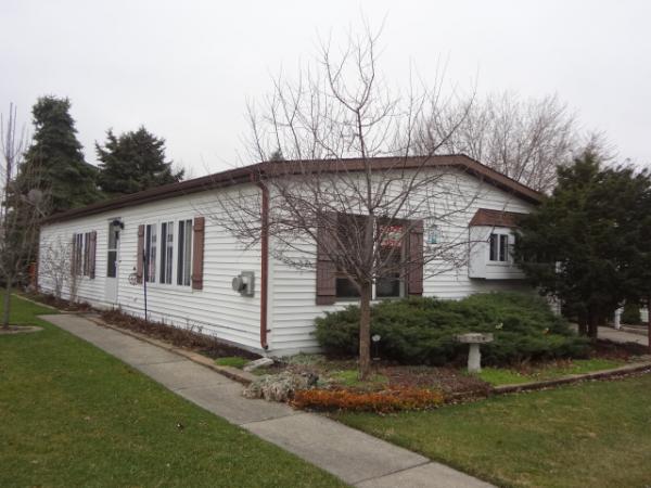Avon on the Lake2726 SkylarkRochester Hills, MI 48309