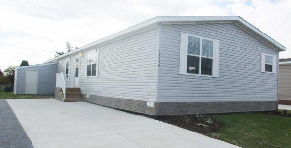 Shelby Forest Mobile Home Park 14546 Keswick Dr. SF554Shelby Township, MI 48315