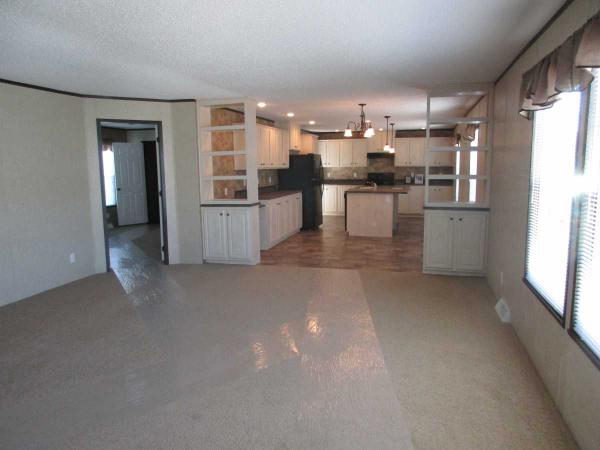 Shelby Forest Mobile Home Park 14439 Bexley Ct. #SF568Shelby Township, MI 48315