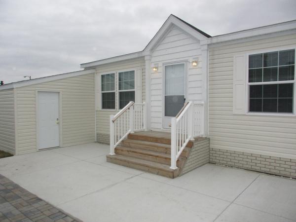 Shelby Forest Mobile Home Park 14439 Bexley Ct. #SF568Shelby Township, MI 48315