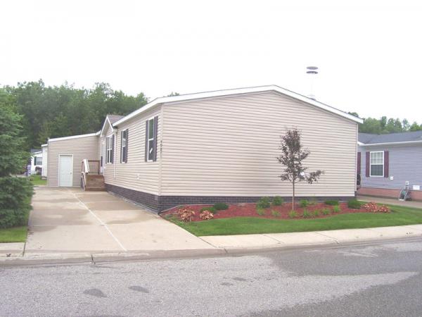 Shelby West 49871 Elk Trail #562Shelby Township, MI 48315