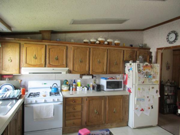 Shelby Forest Mobile Home Park 50047 Chelmsford Ct. SF268Shelby Township, MI 48315
