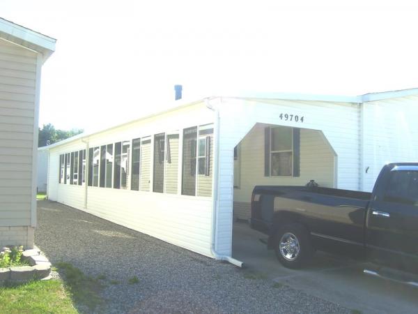 Shelby West 49704 Elk Trail #584Shelby Township, MI 48315