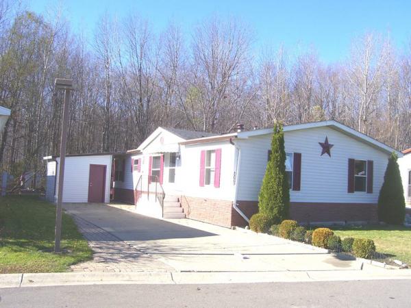 Shelby West 49663 Wintergreen Dr. #391Shelby Township, MI 48315