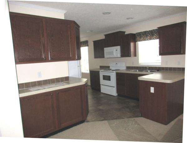 Shelby West 49823 Deer Run Dr. #248Shelby Township, MI 48315