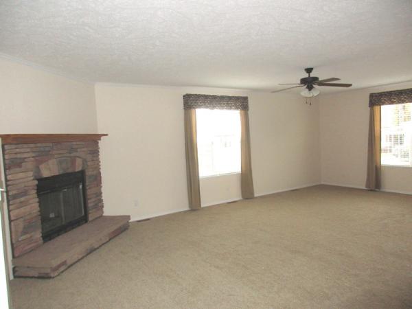 Shelby West 49897 Deer Run Dr. #241Shelby Township, MI 48315
