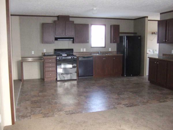 Dequindre Estates 48595 Pineview Drive #300Shelby Township, MI 48317